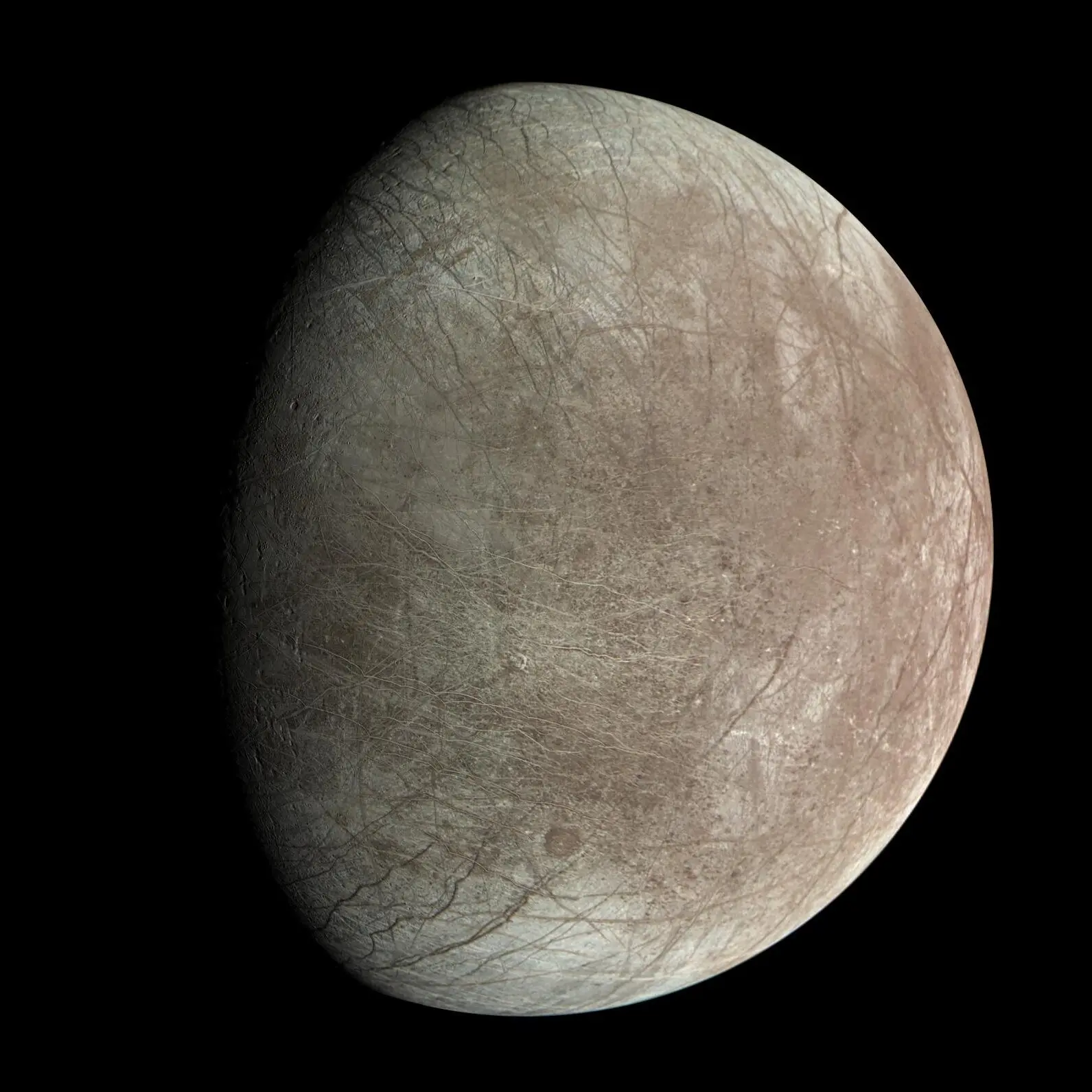 Ціль місії, супутник Юпітера Європа, яку можна було побачити під час прольоту іншого космічного корабля NASA, Juno, у 2022 році.